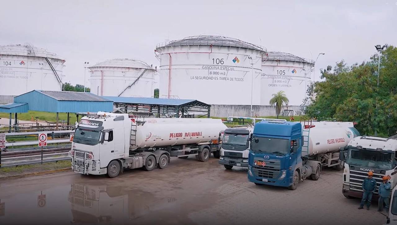 Ante filas en surtidores cruceños, YPFB perfila despachos de hasta 4 millones de litros de combustible