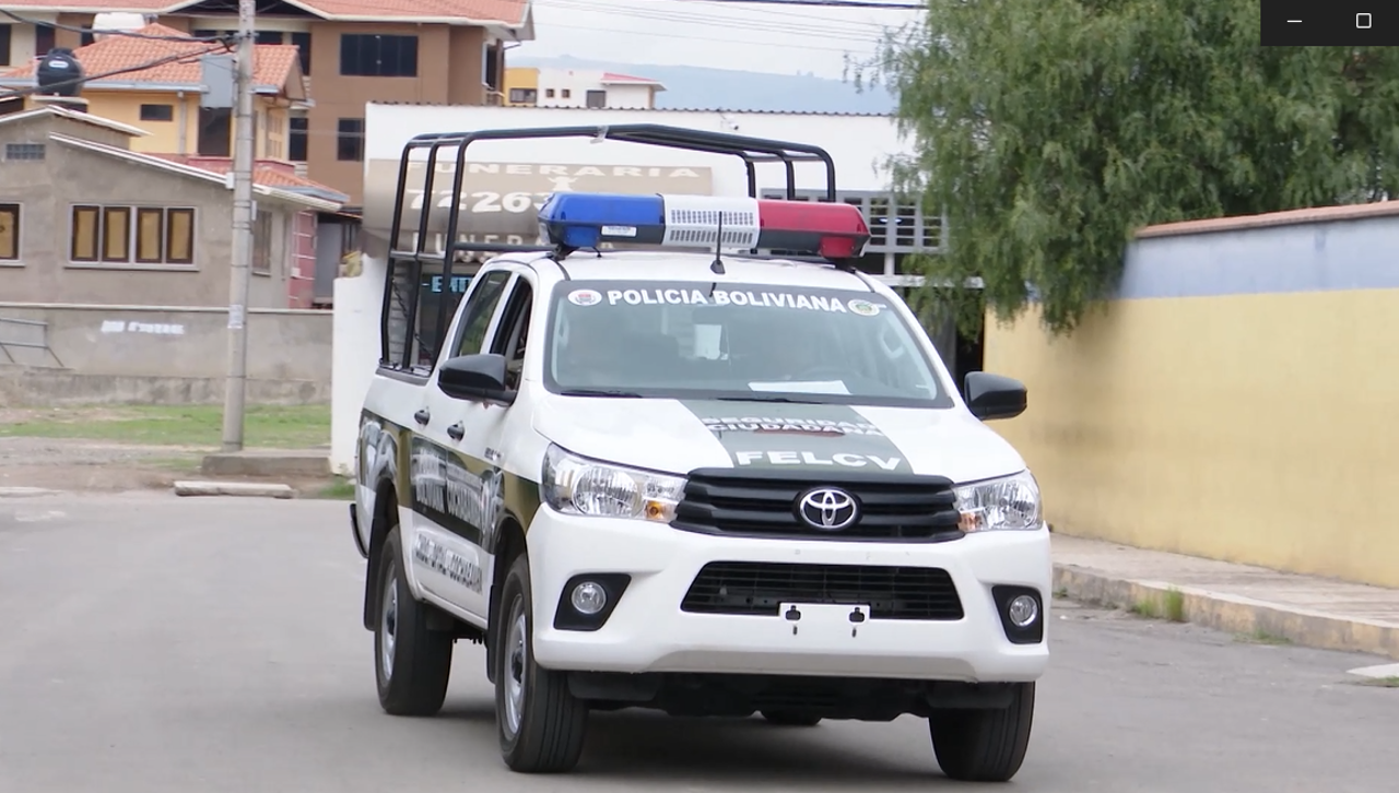 Quillacollo: Aprehenden a funcionario público acusado de agredir físicamente a su pareja