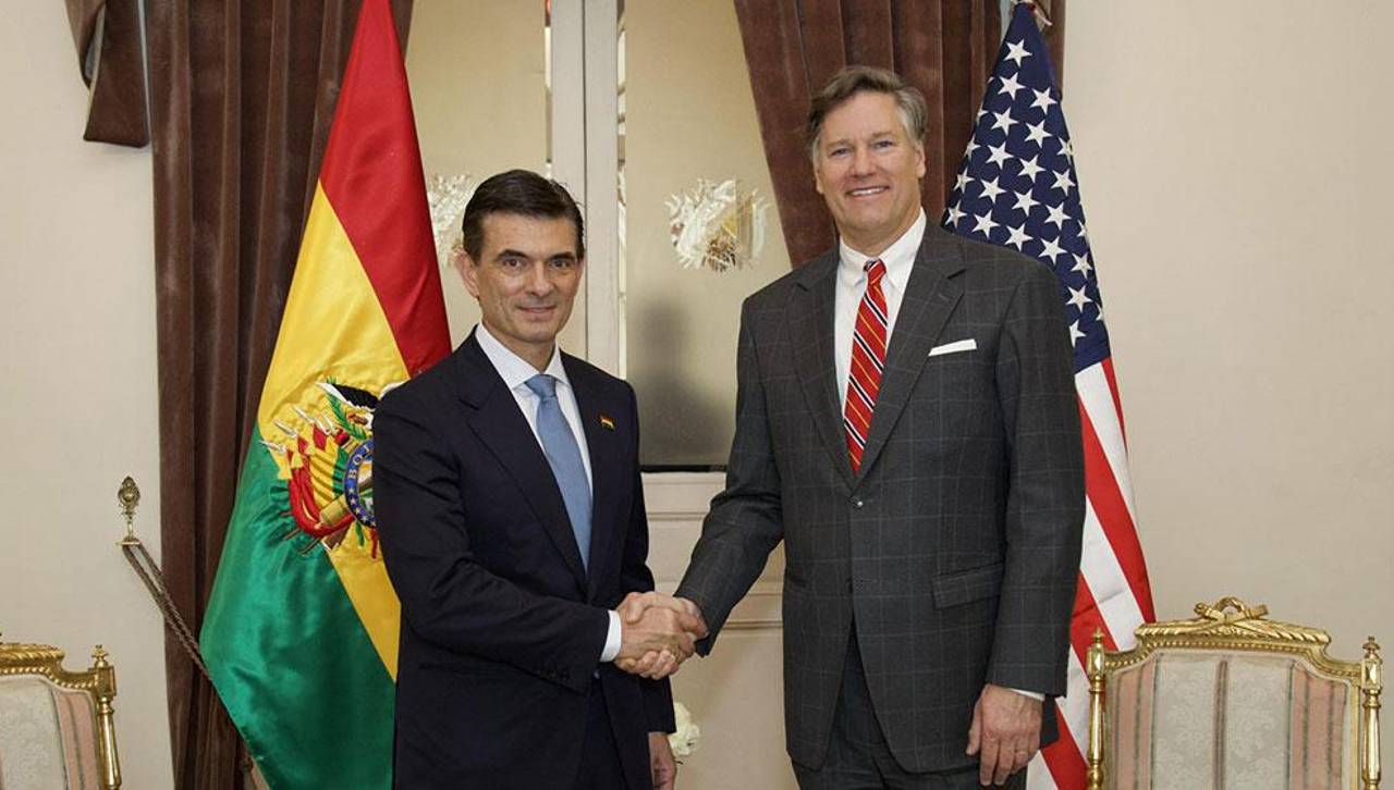 EEUU ratifica respaldo a Paz: “El crimen organizado no puede infiltrarse y corromper al Estado boliviano”, dice vicesecretario