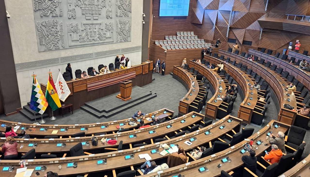 Instalan sesión de la ALP para analizará el decreto de Estado de excepción