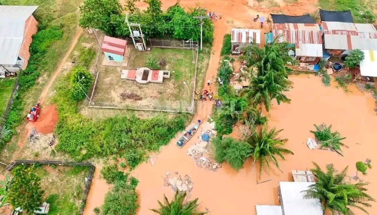 Se desborda un arroyo en Cobija y afecta a 100 familias; en el país suben a 23 los fallecidos por lluvias