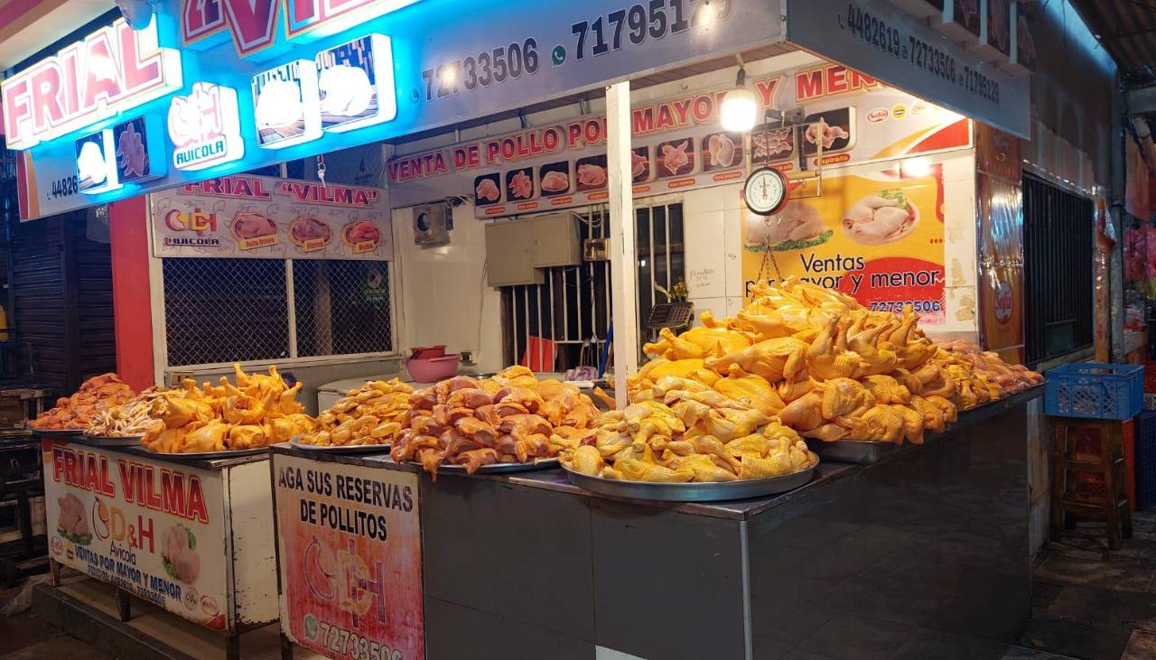 Se dispara el precio del pollo: el kilo llega hasta Bs 31 en los mercados