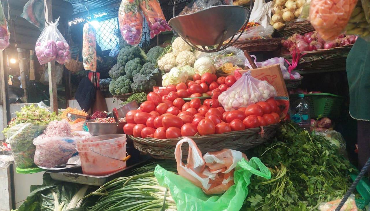 ¿Caros o baratos? Así están los precios de las verduras en los mercados de Cochabamba