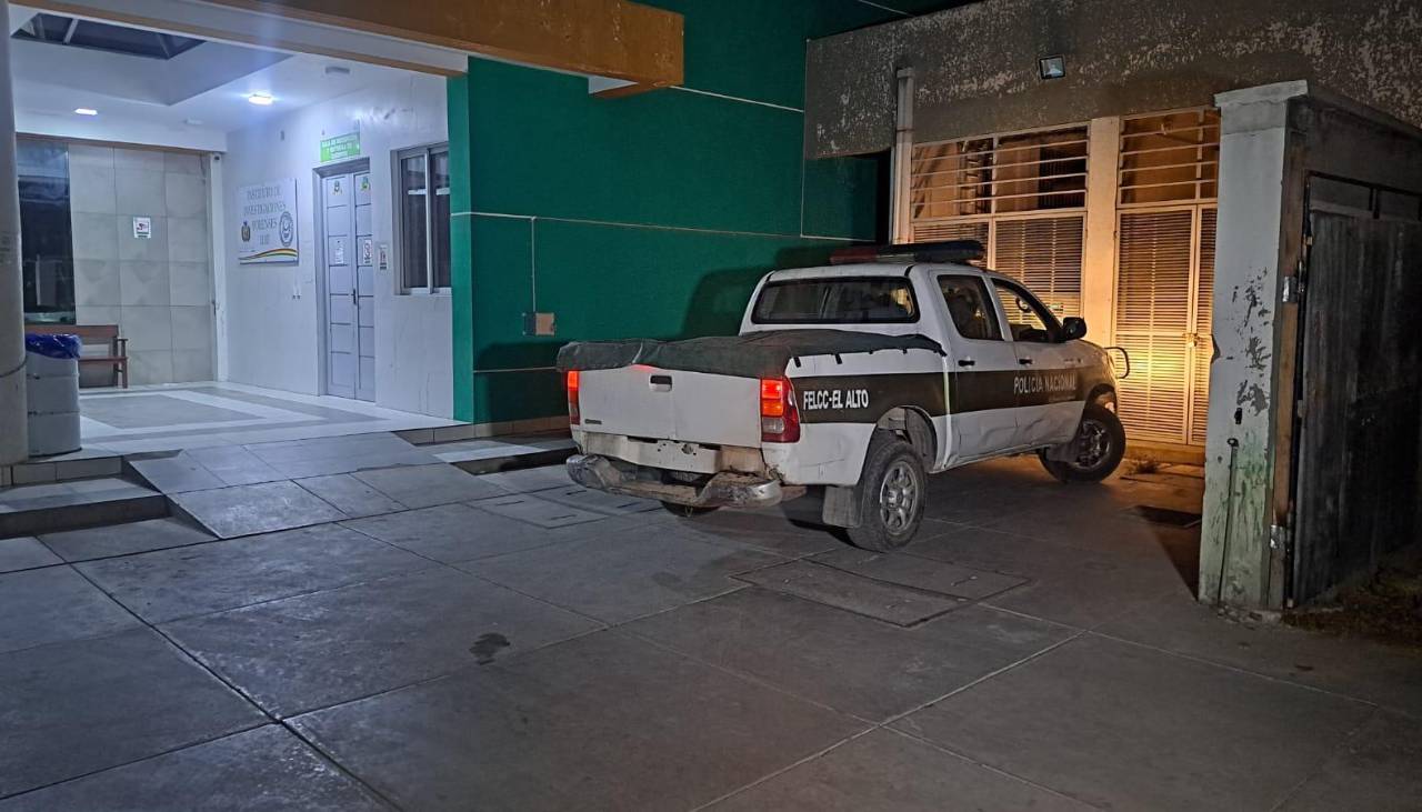 Tragedia en El Alto: Tres personas mueren aplastadas en accidente laboral
