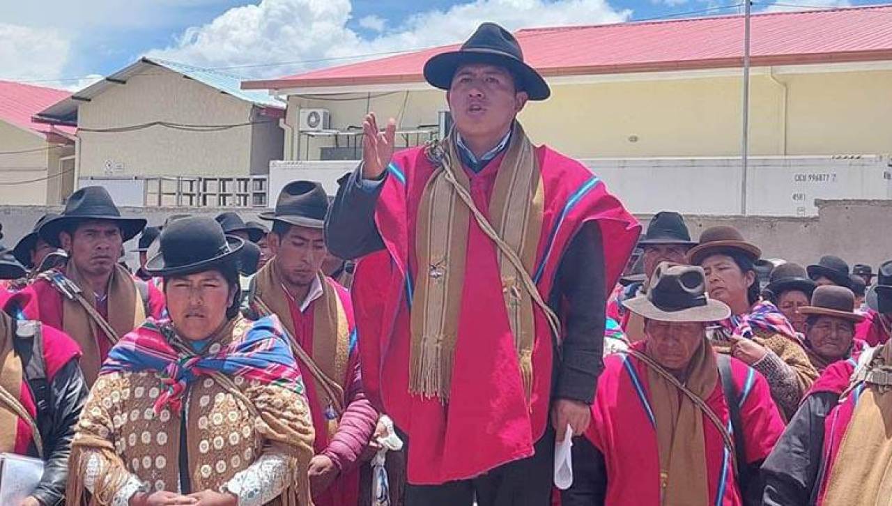 La Paz: Ponchos Rojos ratifican bloqueos desde el lunes para exigir la renuncia de Arce 