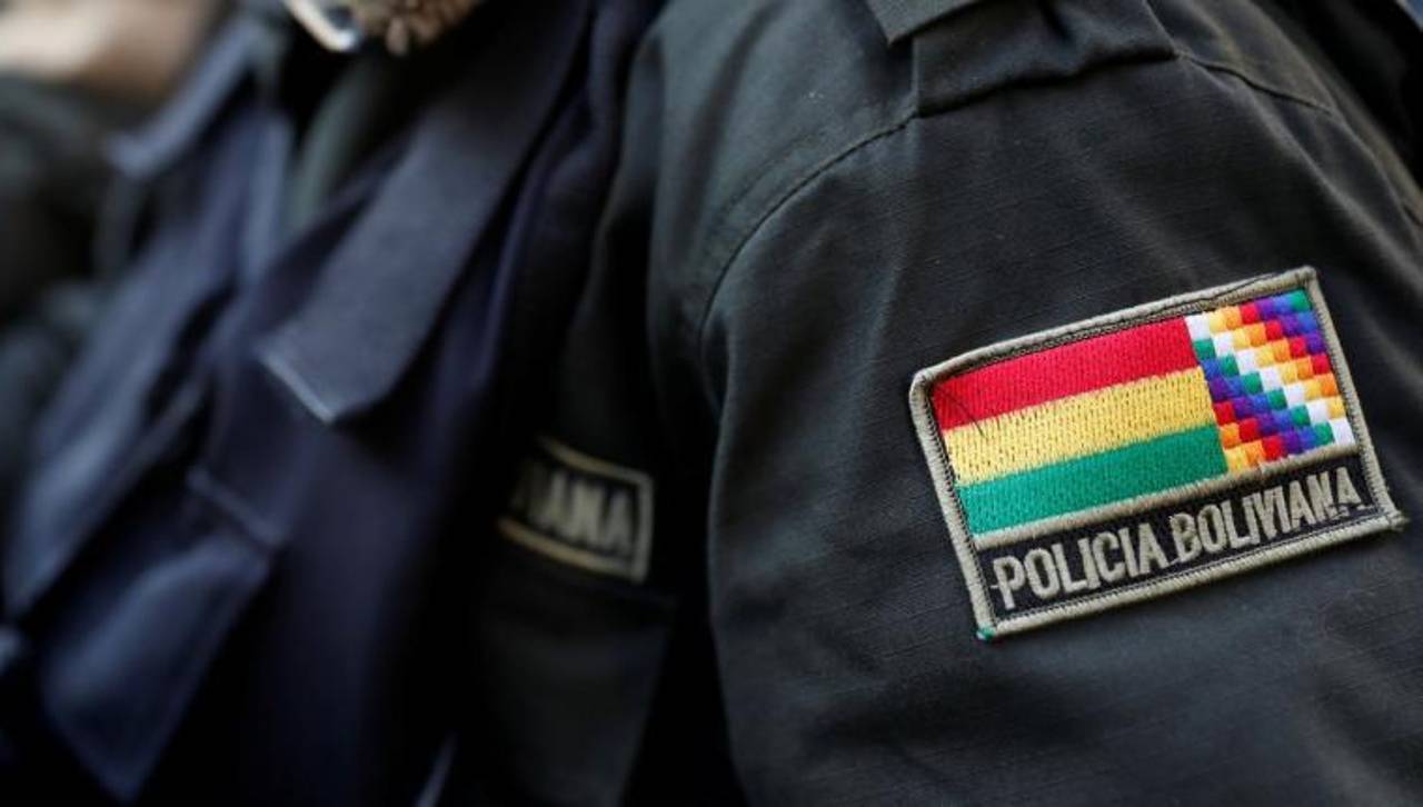 Imputan a capitán de la Policía por pornografía; su expareja dice que era amenazada con difundir las imágenes