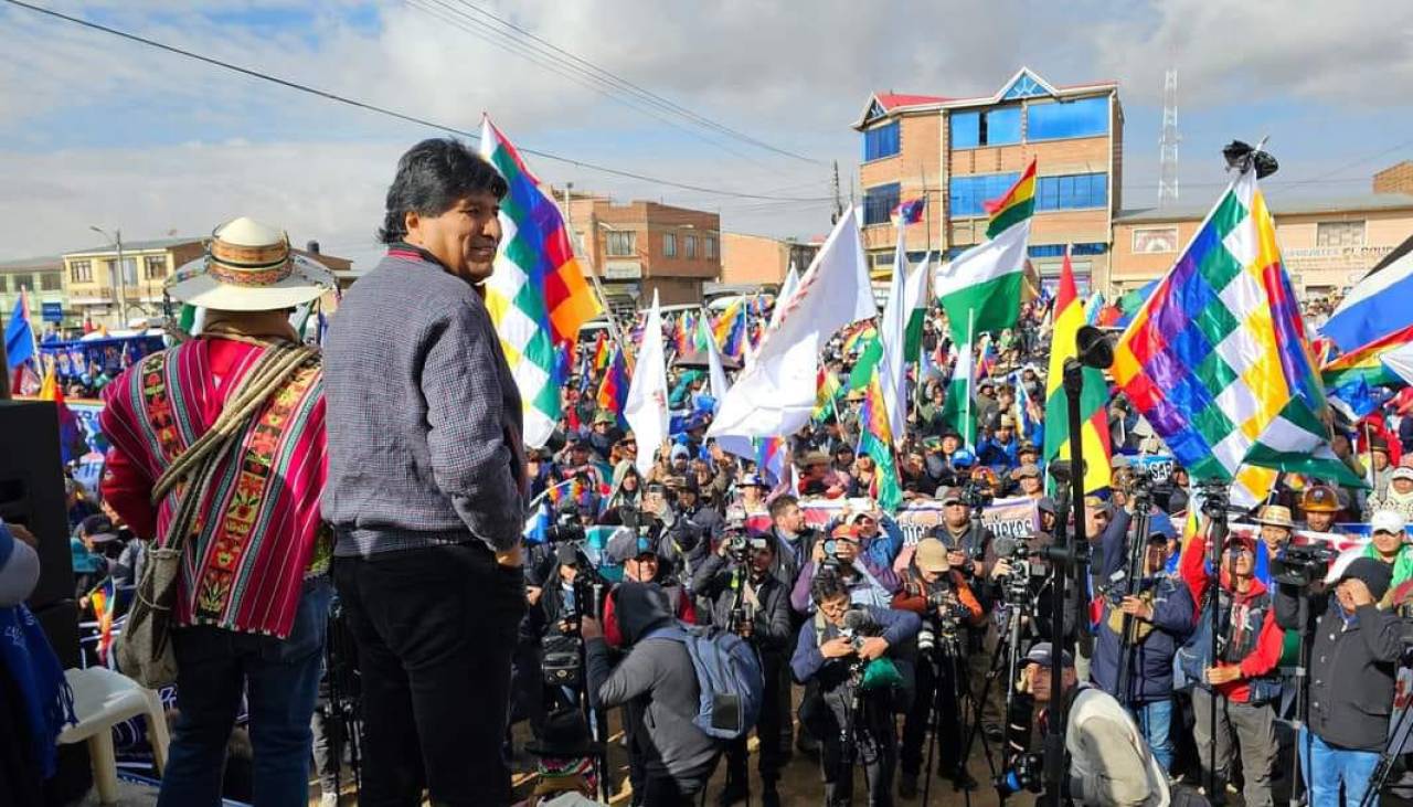 “Si hay un golpe en curso, métalo preso”: Arcistas y opositores piden procesar a Morales, que se retiró de la marcha evista