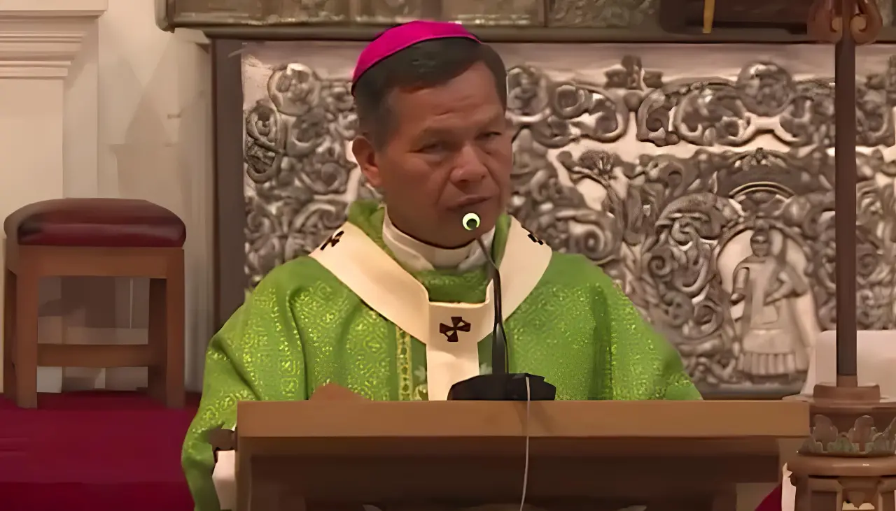 “El bloqueo no es el camino adecuado, es la cosa que nos falta por superar”, dice monseñor Leigue en su homilía