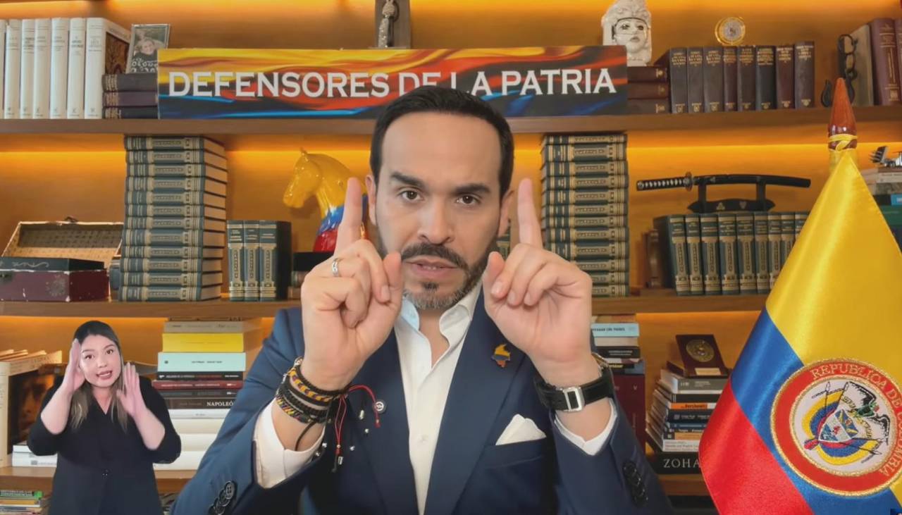 De la Espriella rompe la tradición y traslada la investidura presidencial de Bogotá a Cali