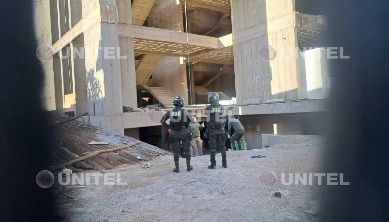 Hombre muere tras caer de un edificio en construcción en Cochabamba 