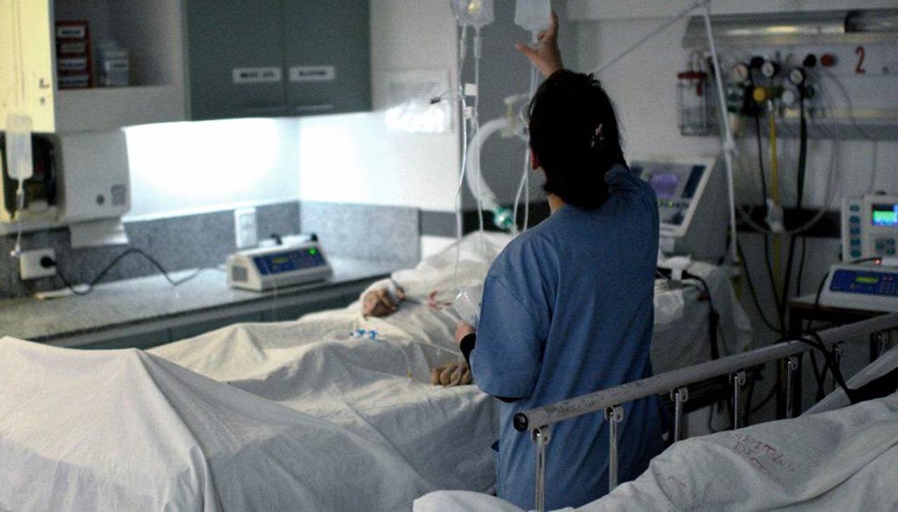 Taxista atracado brutalmente está en terapia intensiva tras ser sometido a una cirugía