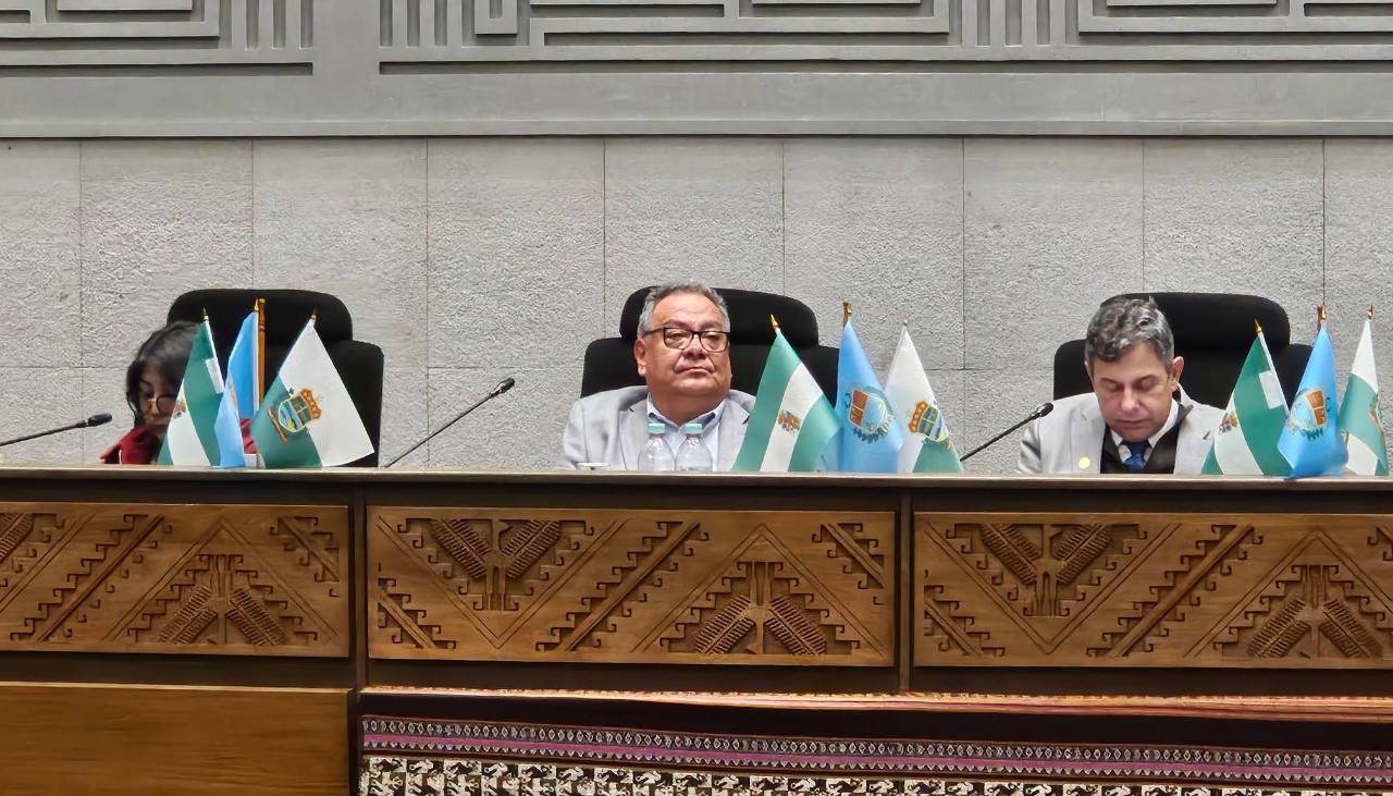 Asamblea Legislativa sesiona para interpelar al ministro de Educación, Erick Sanjinés