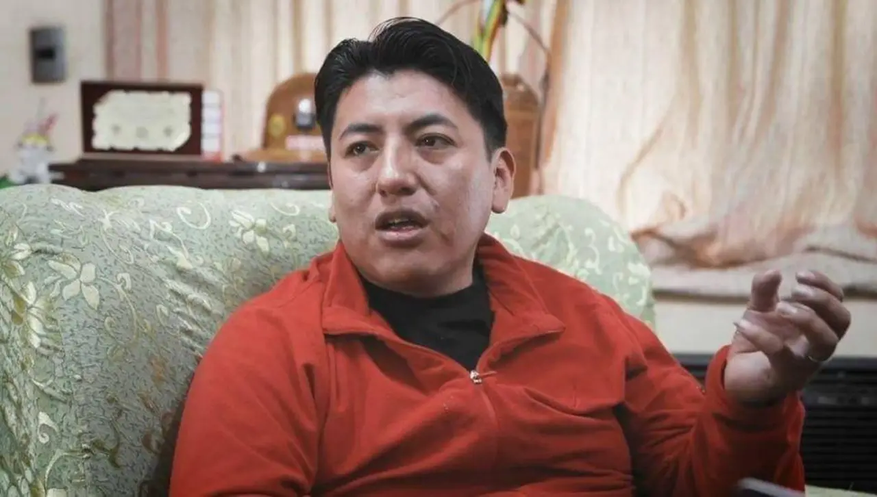 Justicia dicta detención domiciliaria para Marco Pumari en el caso de la quema del TED de Potosí 