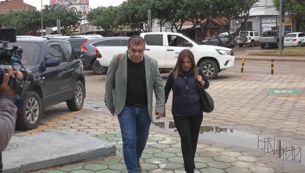 Exsecretaria de Finanzas de la Alcaldía cruceña de la gestión de Jhonny se abstuvo a declarar ante la Dirección anticorrupción