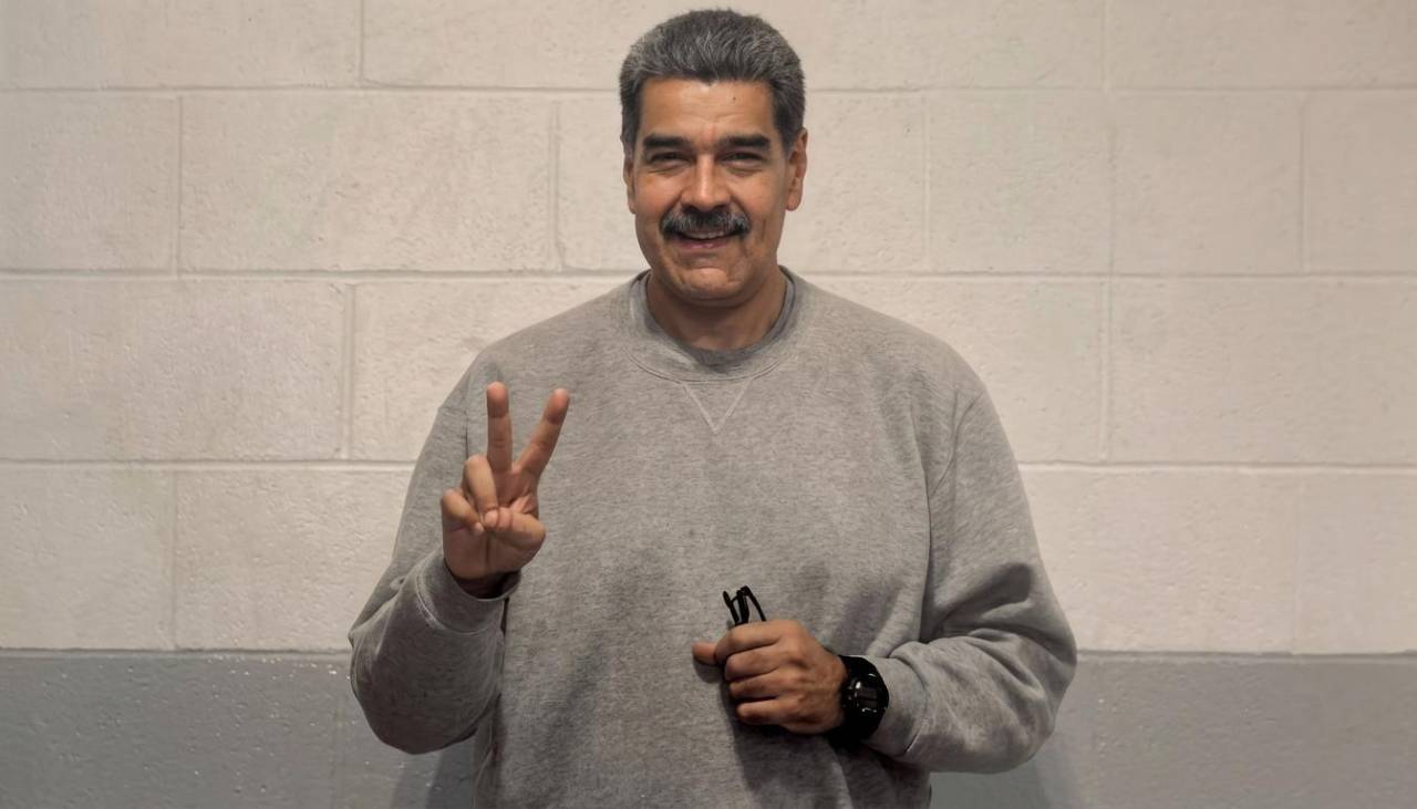 Nicolás Maduro reaparece en redes sociales con una foto desde la cárcel