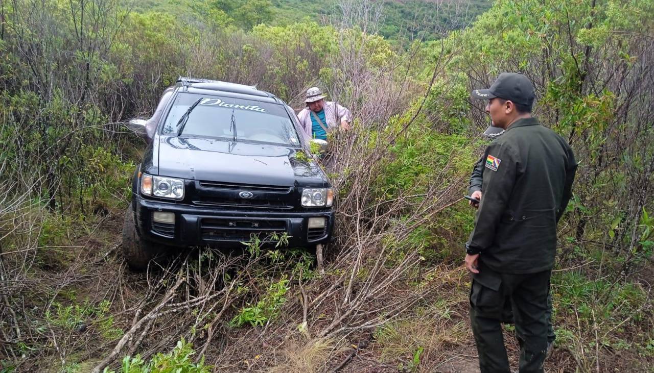 Atraco, disparos y persecución en Mairana: Una mujer fue baleada para robarle su vehículo