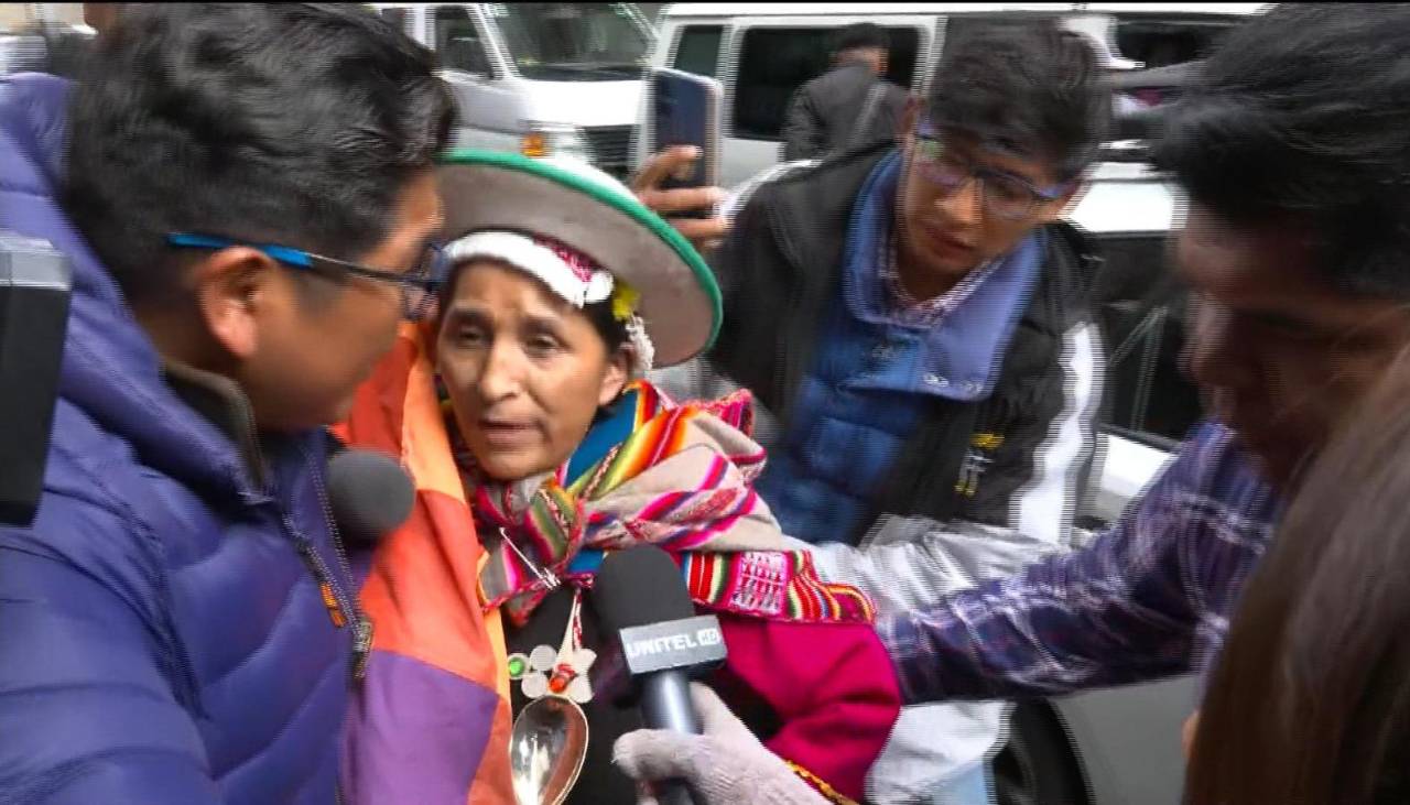 Aprehenden a Lidia Patty cuando se trasladaba a la Fiscalía; debe declarar por el caso del Fondo Indígena 