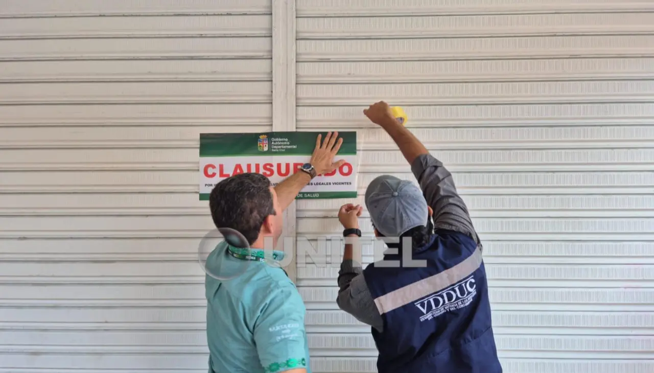Clausuran farmacia que funcionaba con permisos falsificados en la zona de La Ramada