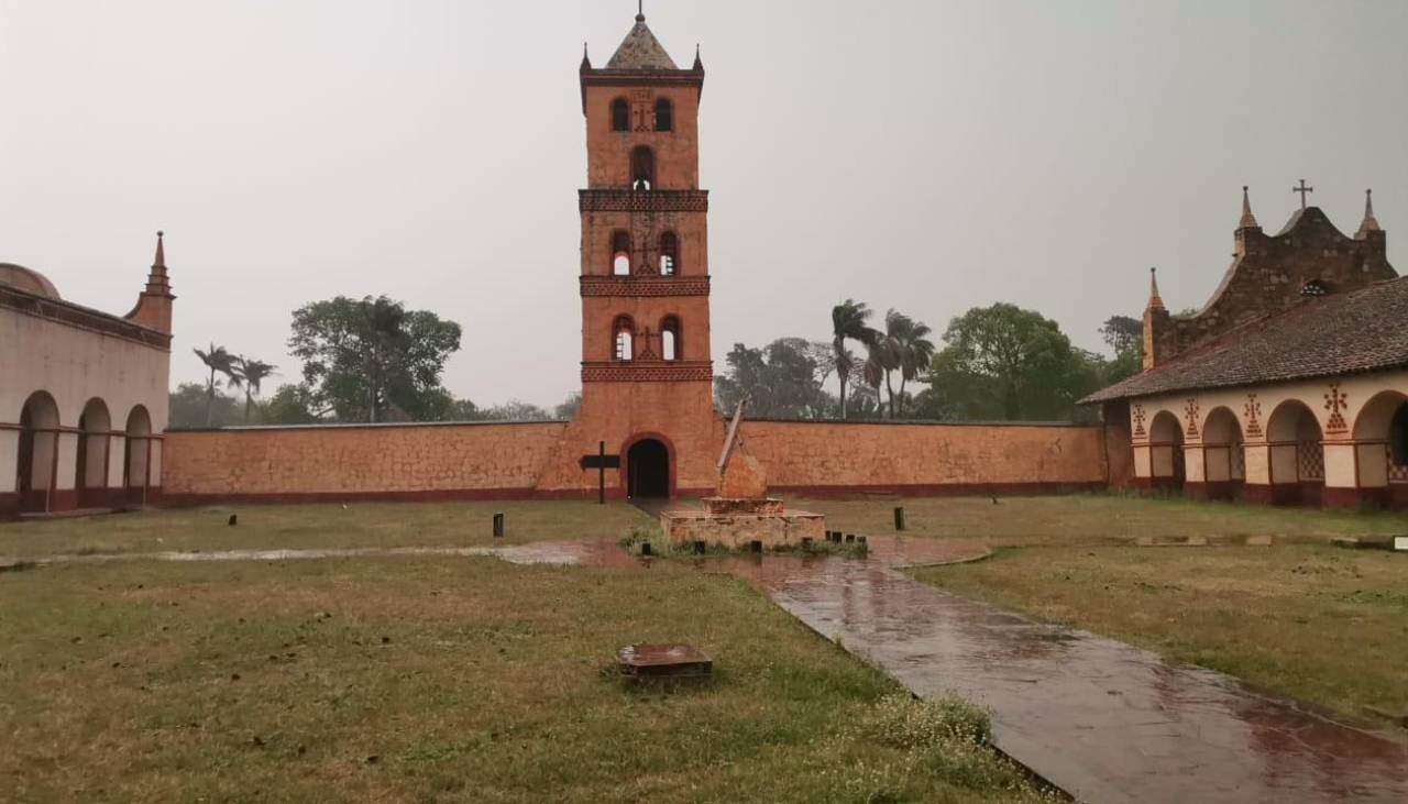 Santa Cruz: reportan lluvia en San José de Chiquitos y Carmen Rivero Tórrez; pronostican que precipitación se aproxima a Concepción 