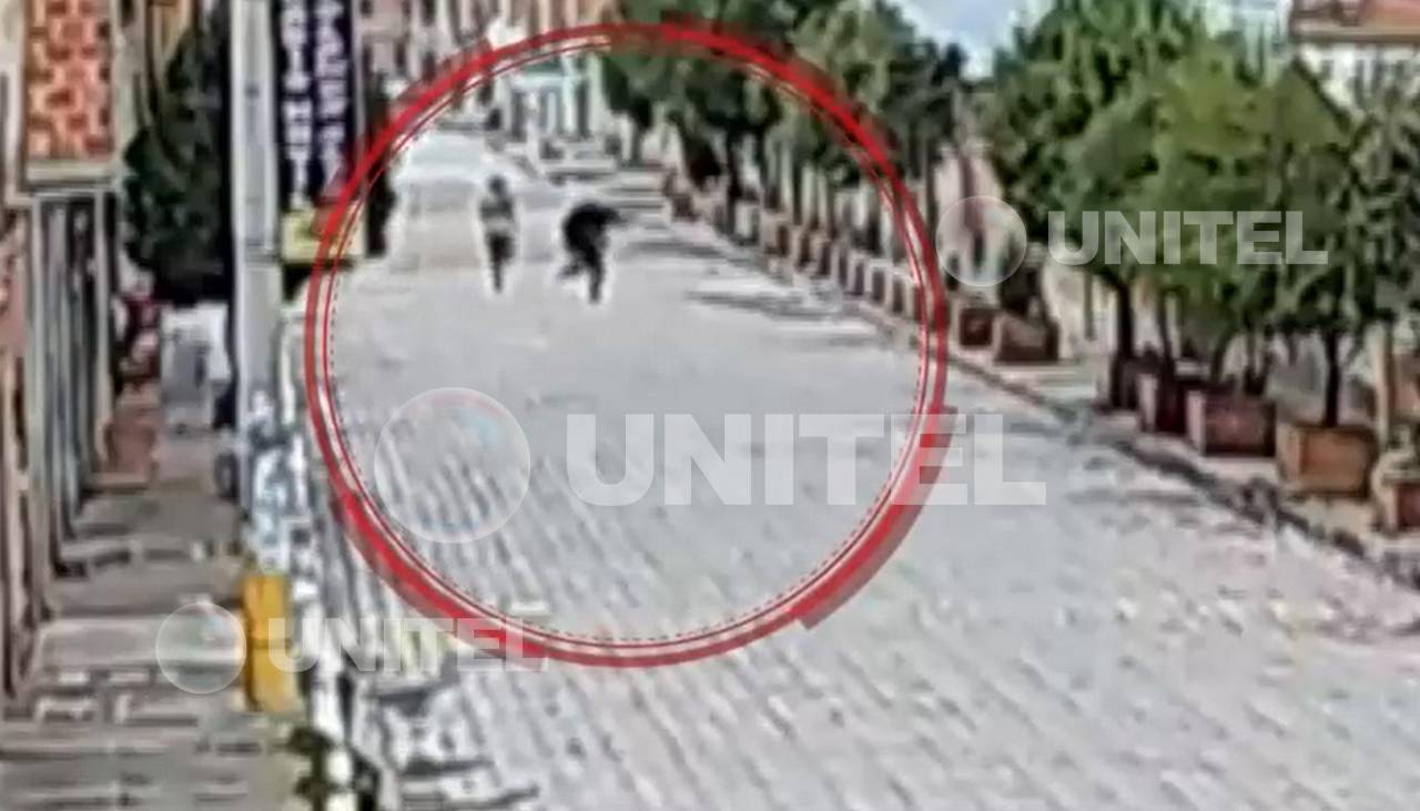 Video: En el día y a balazos, así fue atracado un hombre que llevaba Bs 50.000 en la mochila