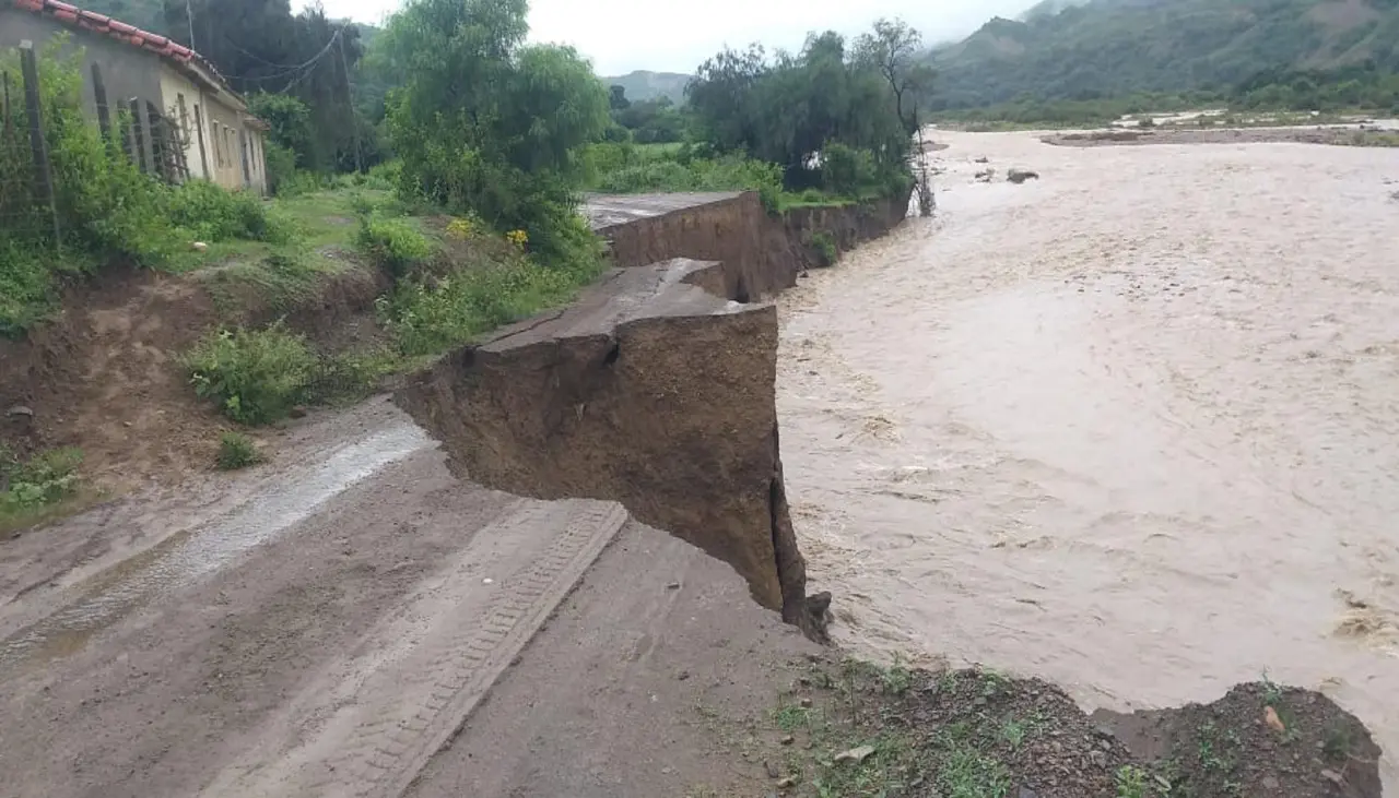 Chuquisaca se declara en emergencia por granizadas y desbordes de ríos 