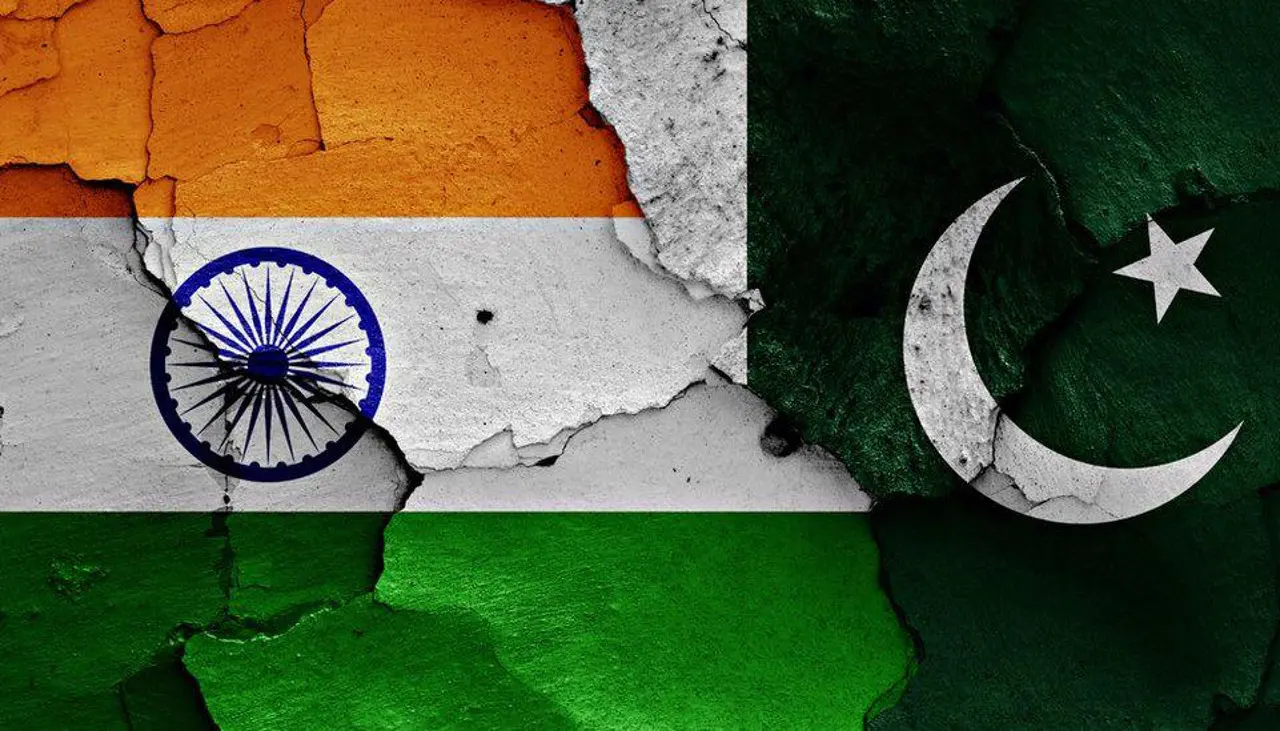 Alto el fuego entre India y Pakistán resiste tras acusaciones mutuas de violaciones