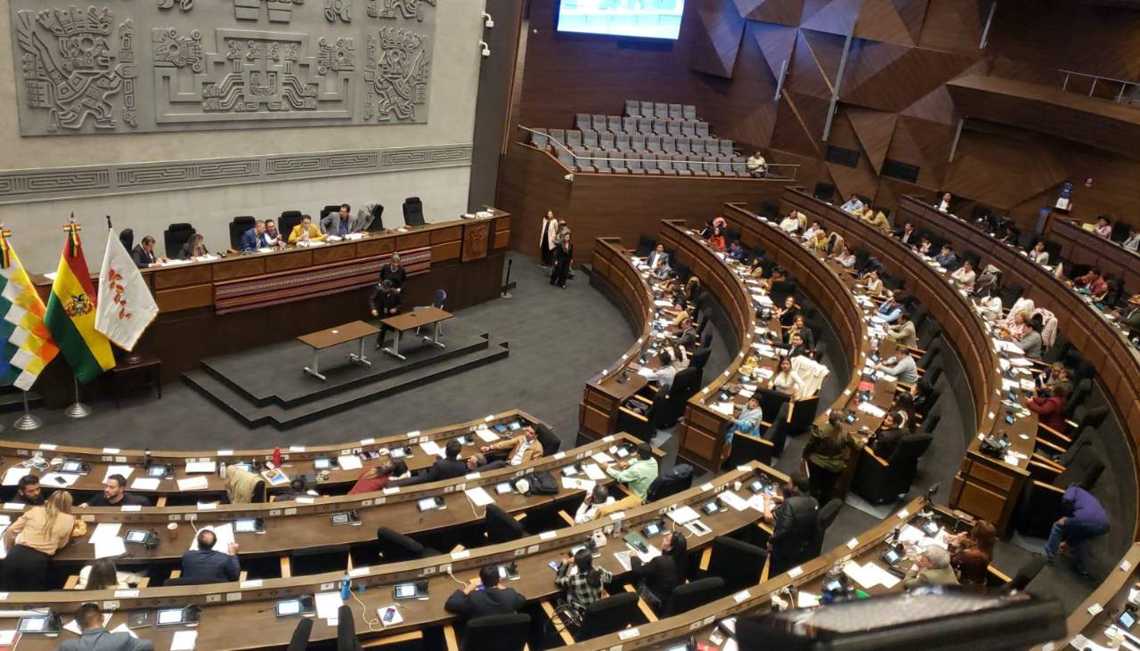 Asamblea Legislativa inicia proceso de votación para la elección de vocales del TSE