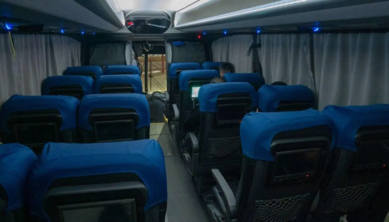 Lo último que recuerda es que tomó un jugo invitado: Mujer fue dopada en un bus y le robaron todo