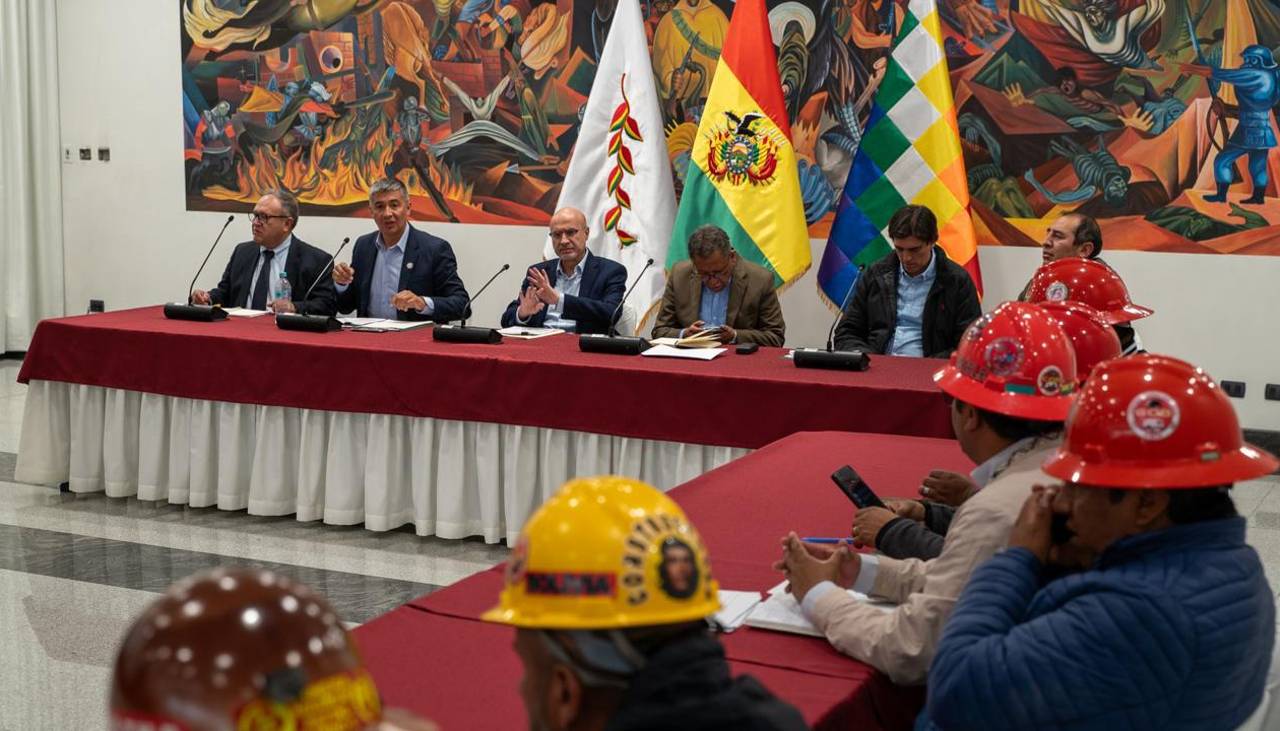 DS 5503: El Gobierno anuncia la modificación de 35 artículos, sin alterar el fondo de la norma; diálogo con la COB se reanuda este jueves