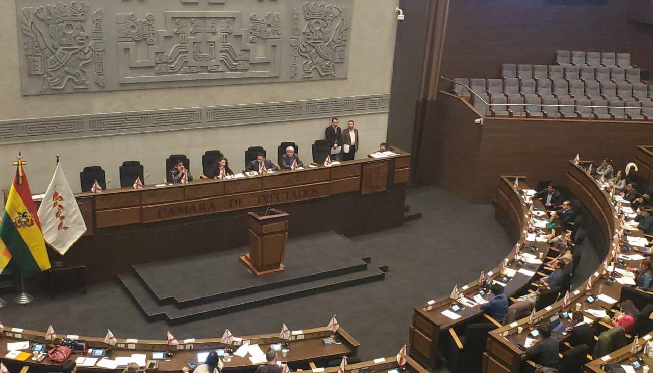Diputados devuelven el proyecto para la abrogación de la Ley 1720 a la comisión y deciden crear una comisión