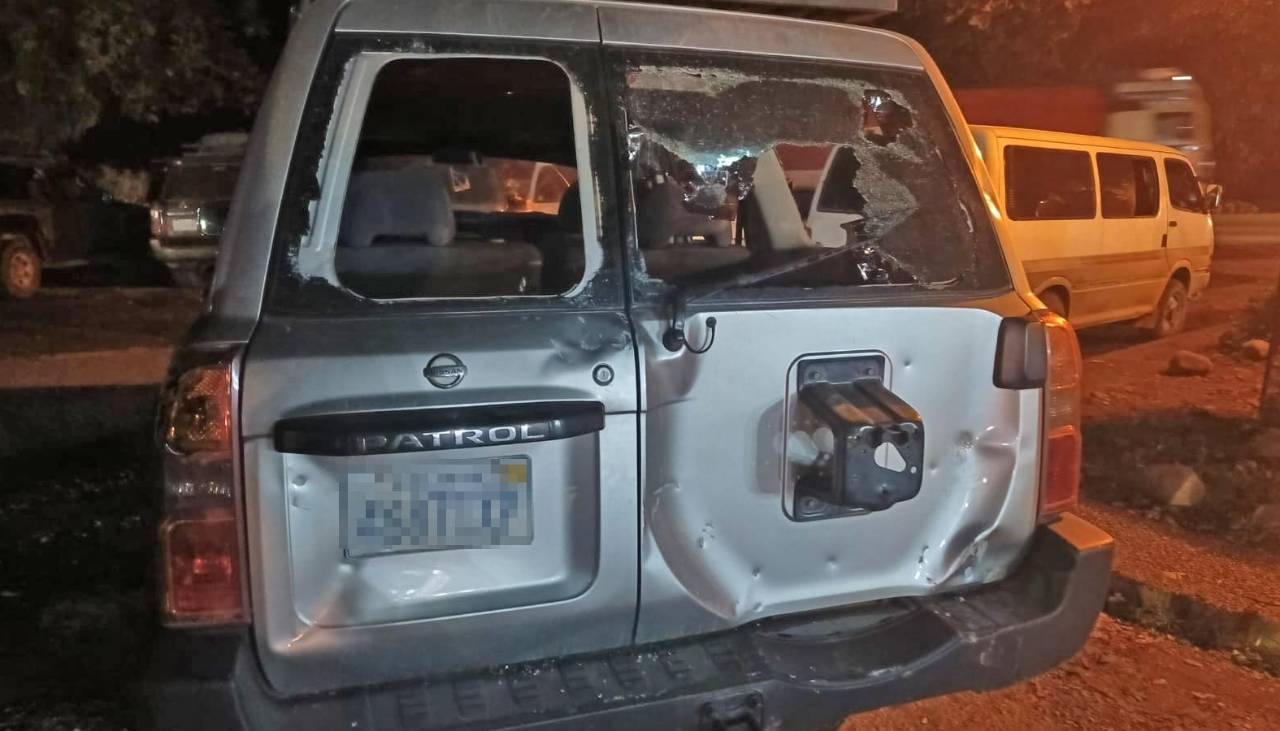 Emboscada a Umopar deja al menos tres policías heridos y vehículos dañados tras operativo antidroga