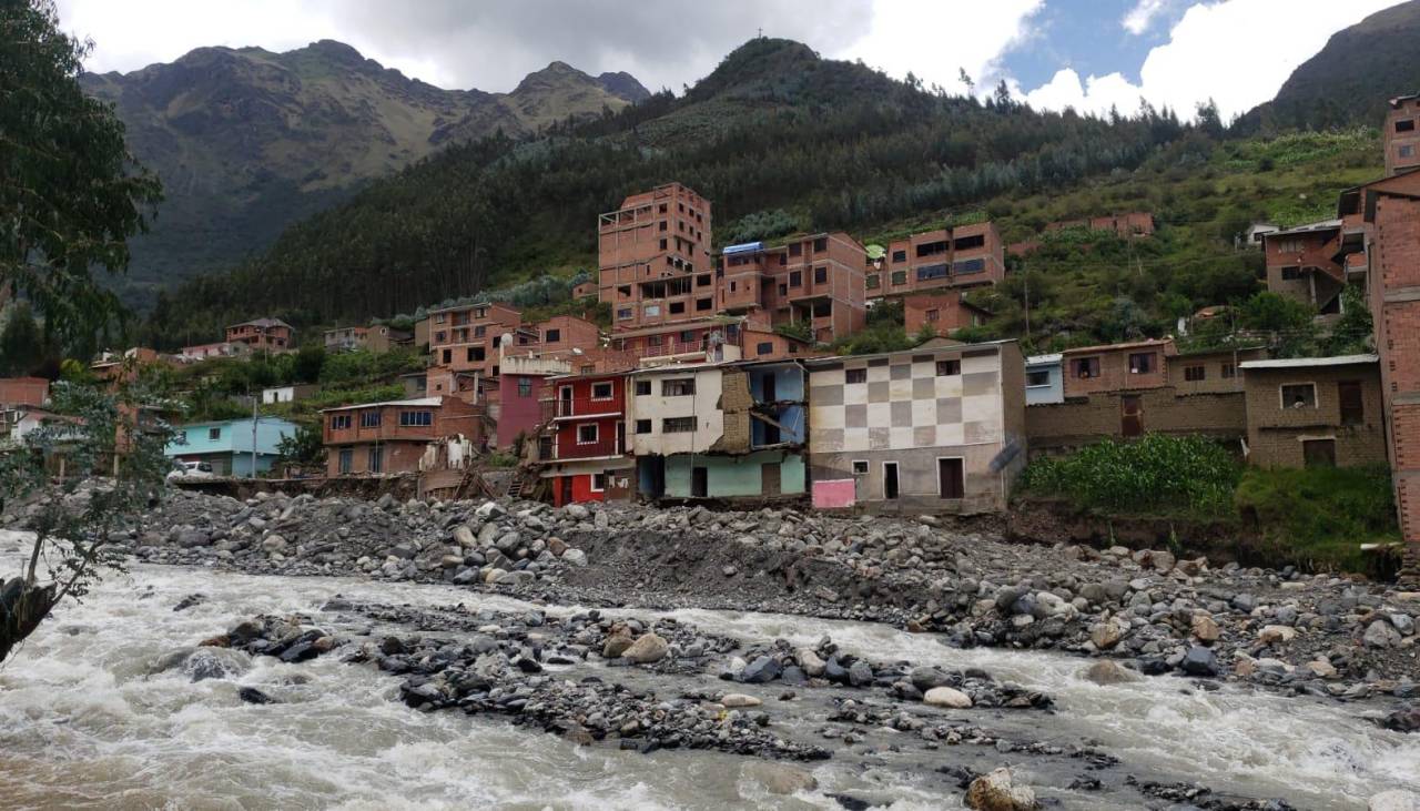 La Paz: Reportan 72 personas con infecciones estomacales tras el corte de agua potable en Quime