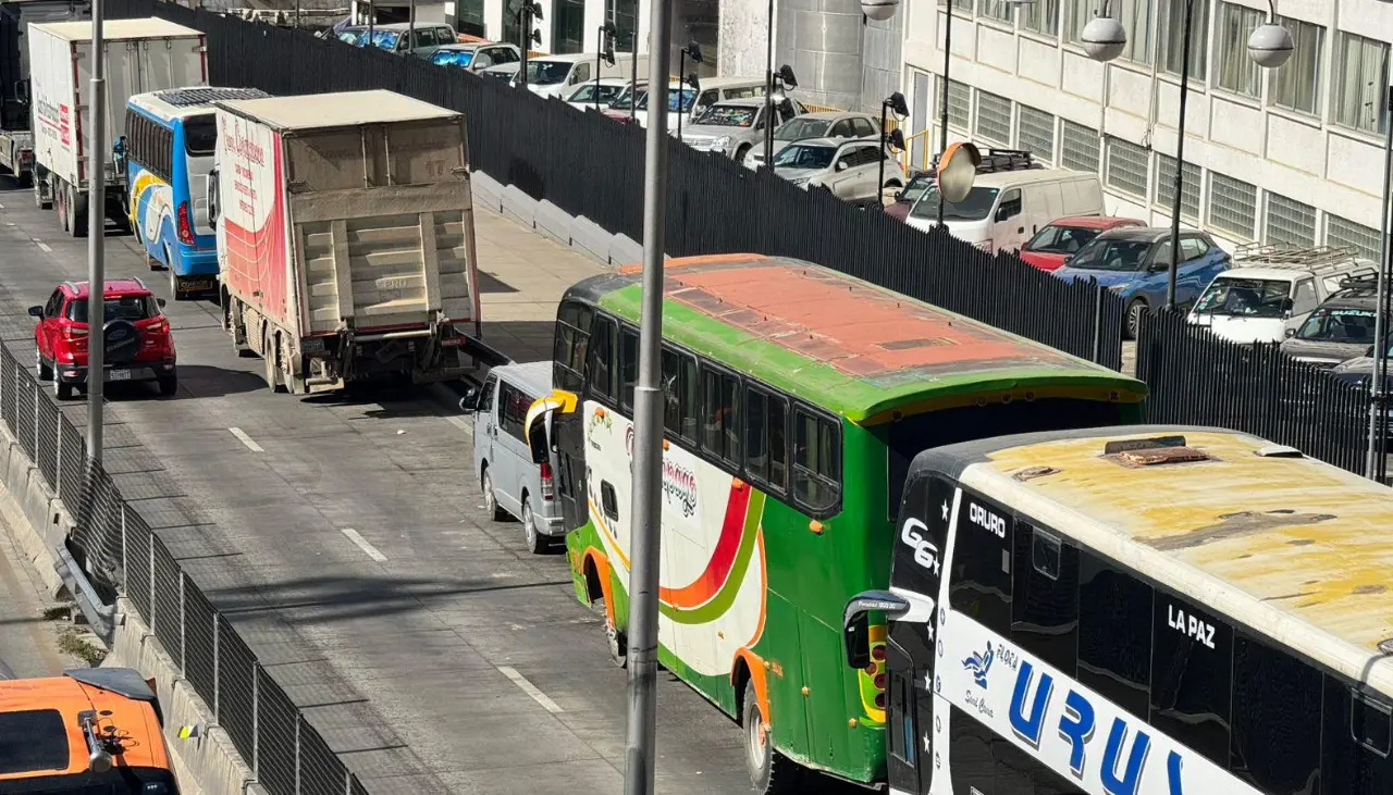“Permitan la libre importación a todos”, dicen productores tras declaración de Arce sobre combustible