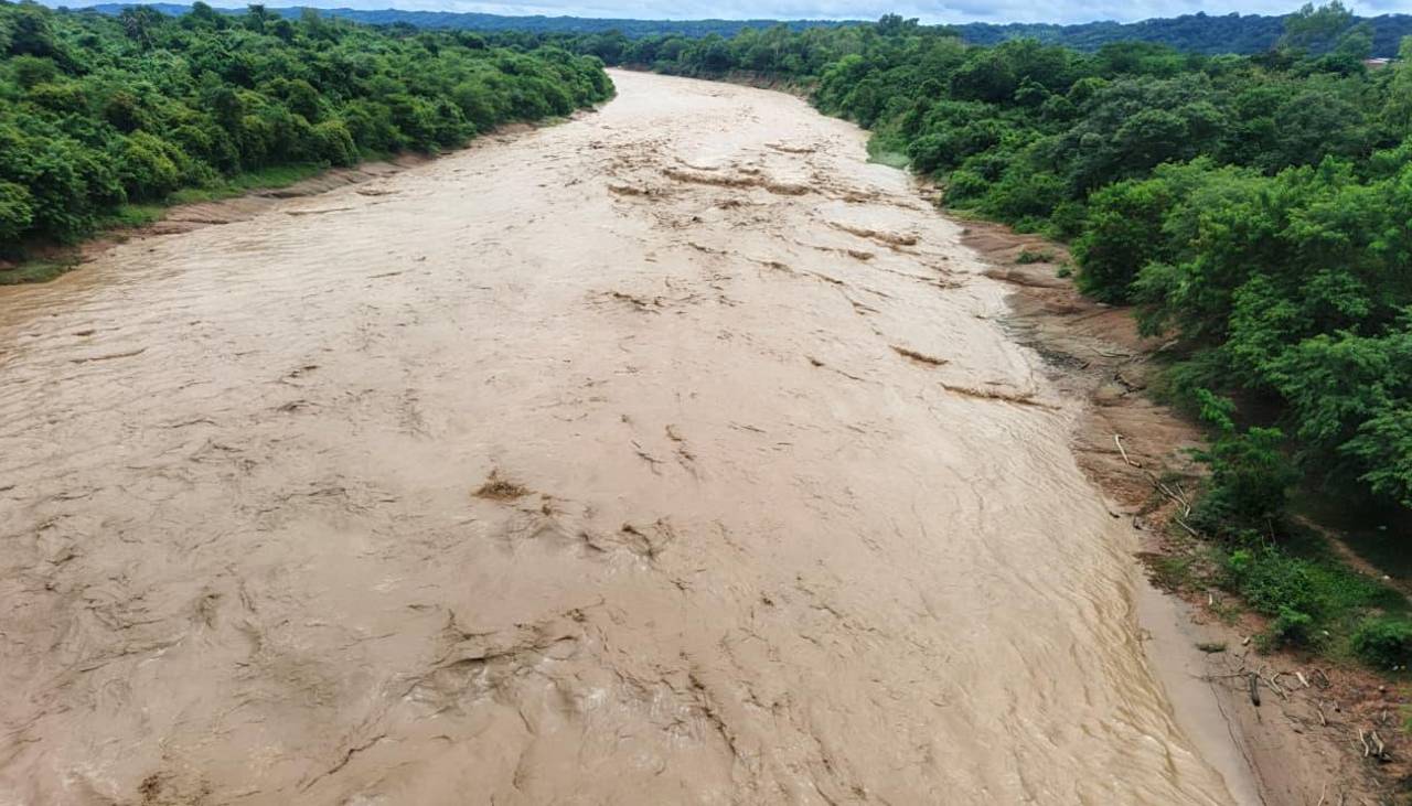 El Torno: Reportan que el agua subió arriba de los 3 metros en Espejos y hay afectación a cultivos