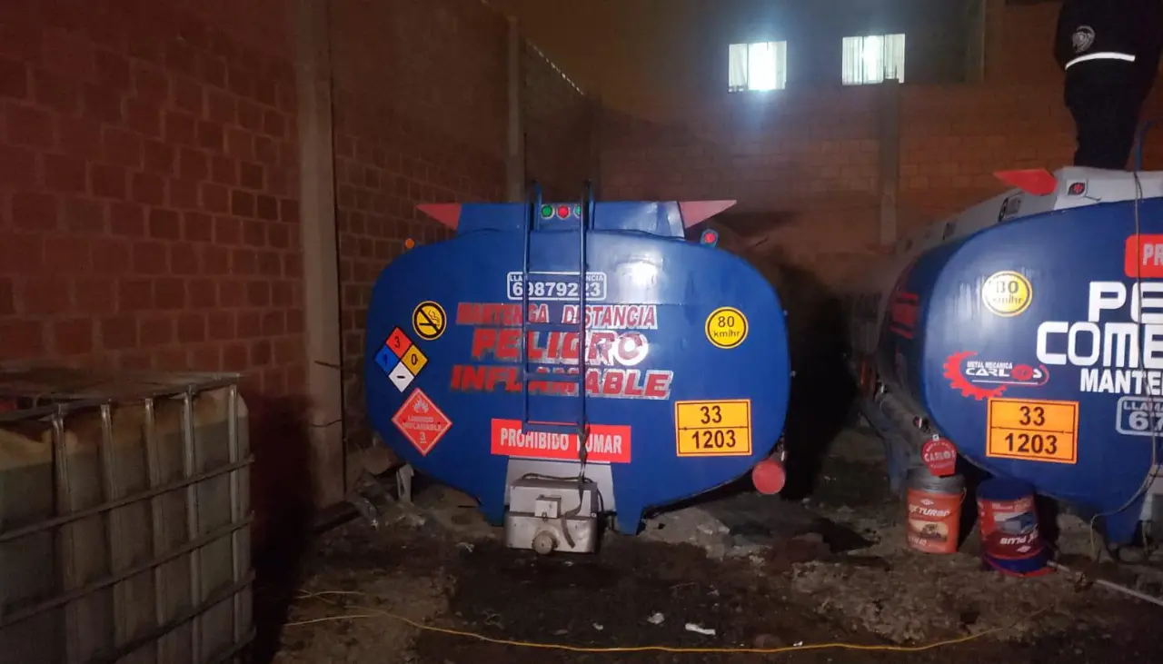 Hallan 45 mil litros de “diésel de contrabando” en un garaje en Senkata, reporta la Policía