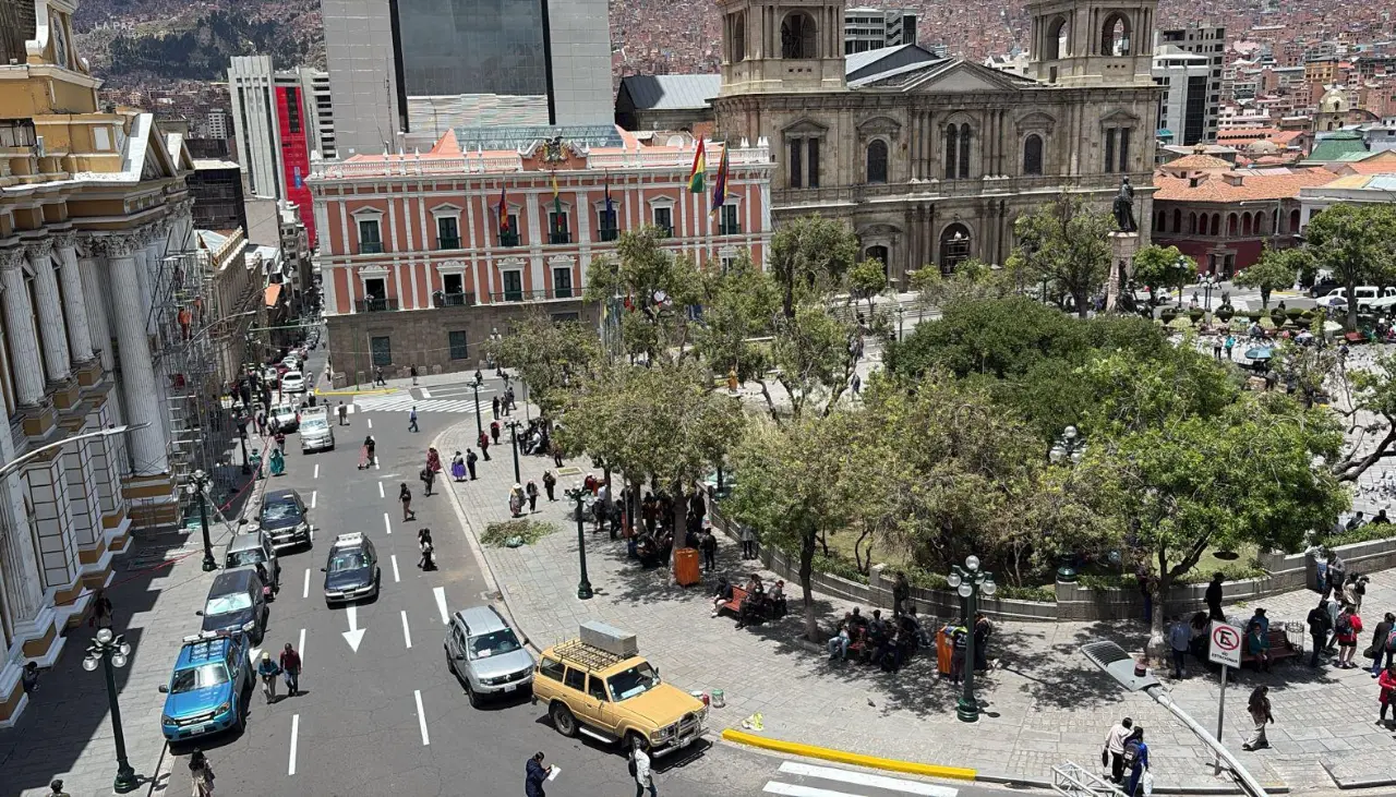 Posesión: Rodrigo Paz hará un recorrido alrededor de la plaza Murillo y recibirá el bastón de mando en la Catedral