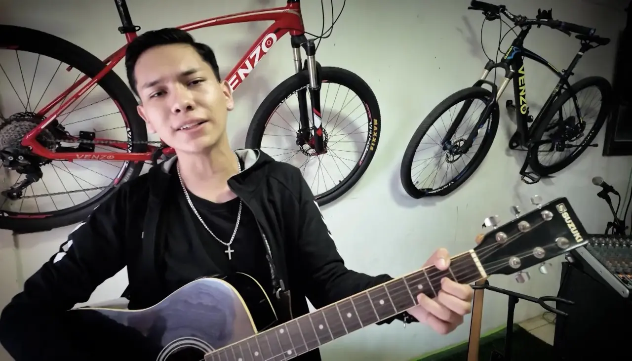 Joseca, persigue el sueño de cantar desde que era niño 