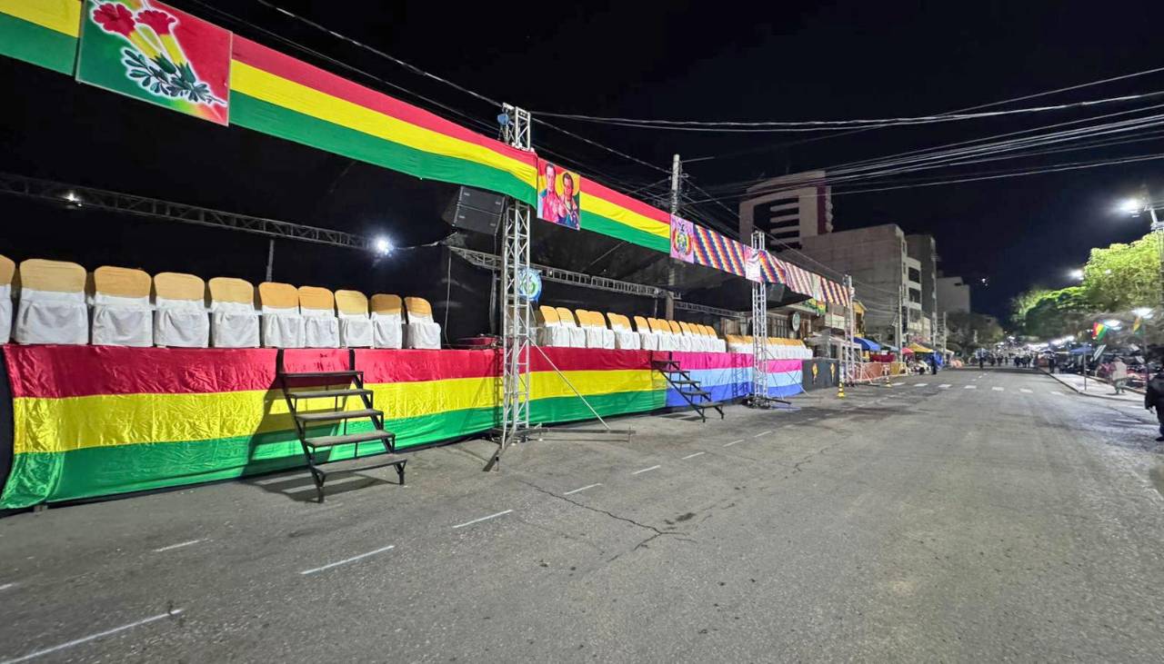 Todo listo para la Parada Militar en Sucre para celebrar los 200 años de creación de las FFAA