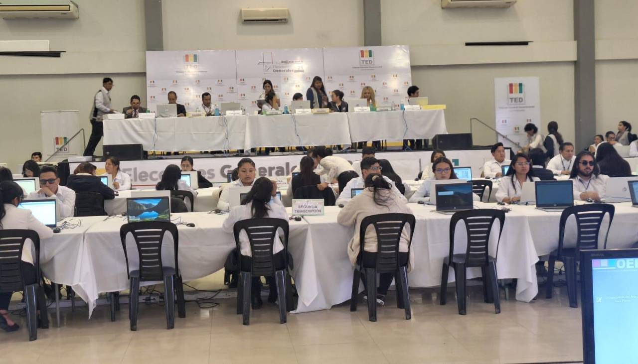 Cochabamba cierra el cómputo oficial y solo falta La Paz, que ingresa en la recta final del proceso