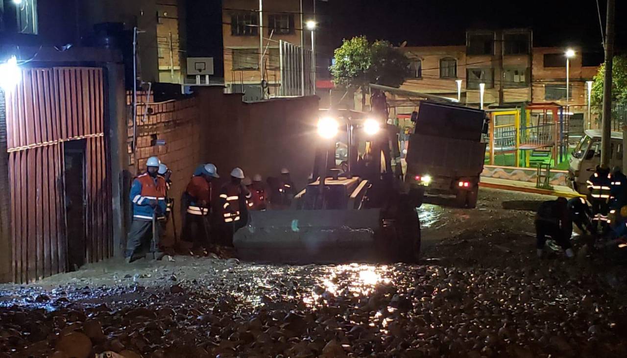 “No es la primera vez”: Una mazamorra alarma a los vecinos de un barrio paceño tras las intensas lluvias