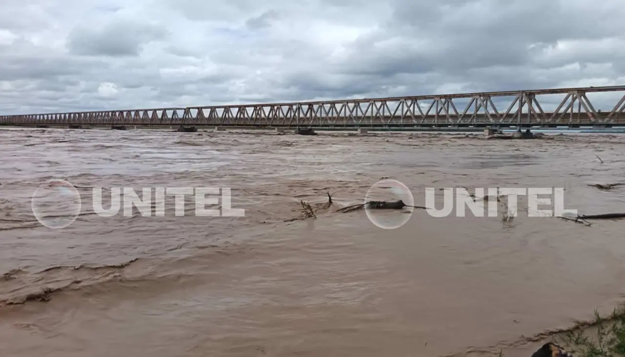 Emiten alerta roja ante el ascenso progresivo del nivel de ríos en siete departamentos