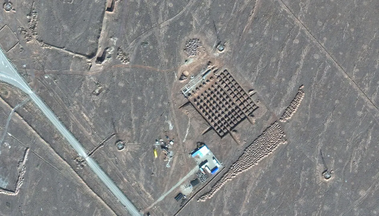 Nuevo ataque aéreo contra la planta nuclear subterránea de Fordó en Irán