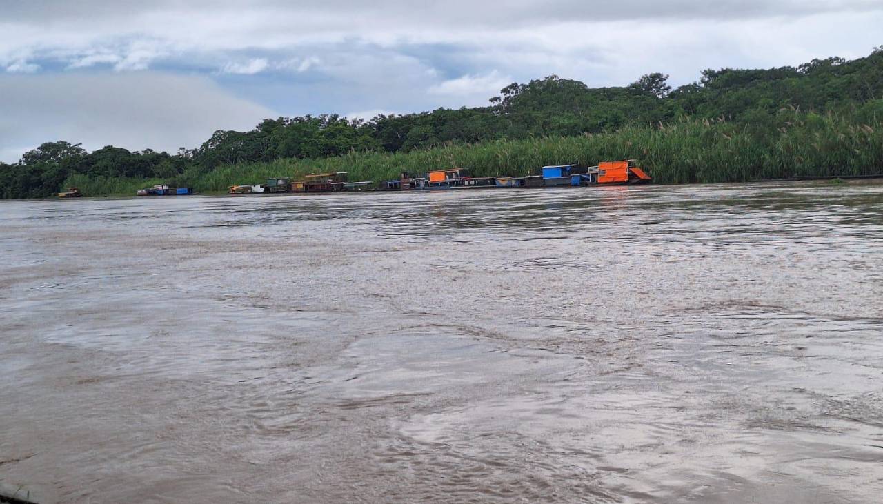 Cochabamba: Rigen alertas roja y naranja por intensas lluvias y posible desborde de ríos