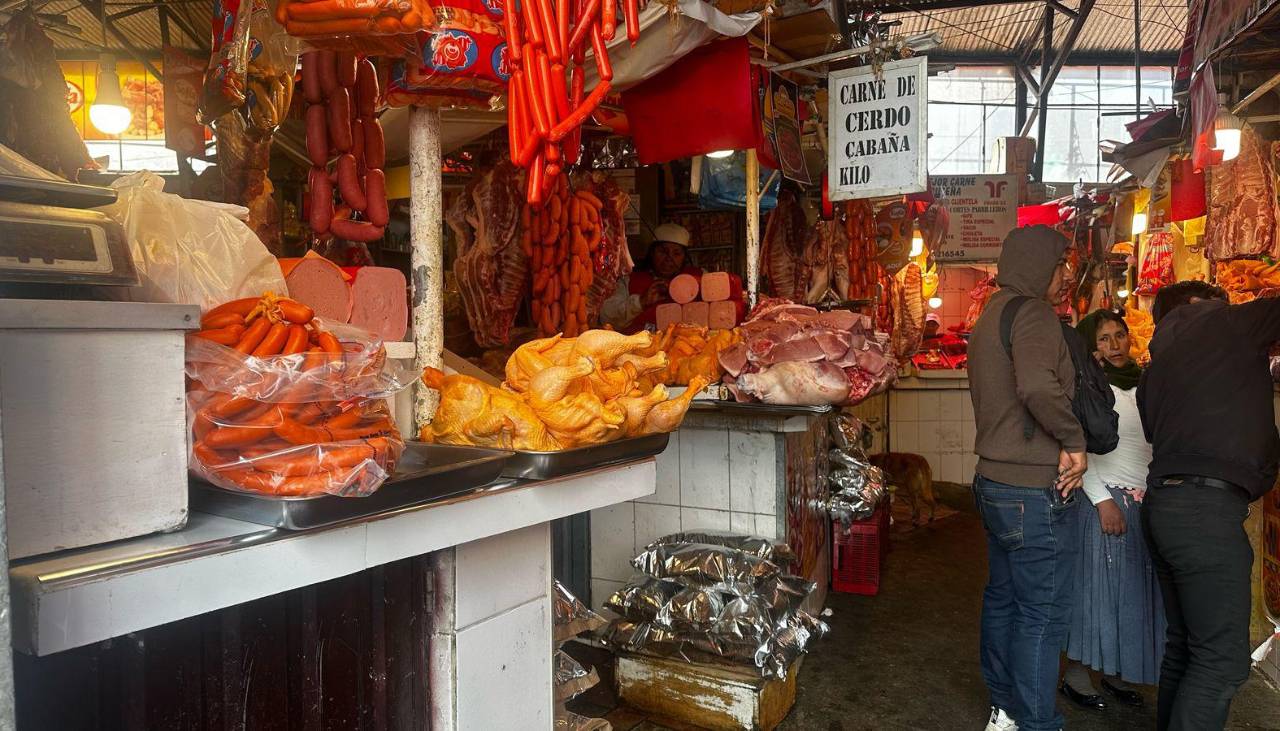 Inflación: La caída de los precios de los productos se debe a la recesión de la economía, señala analista Chávez