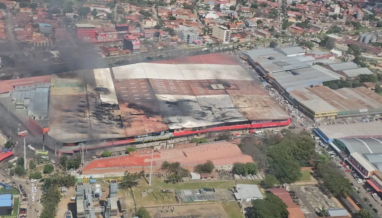 Serán reubicados: Habilitarán un espacio provisional para los comerciantes afectados por el incendio en Barrio Lindo