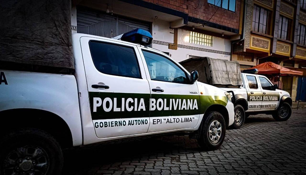 Trepó al techo para “reparar” las goteras generadas por las lluvias, resbaló, cayó y falleció