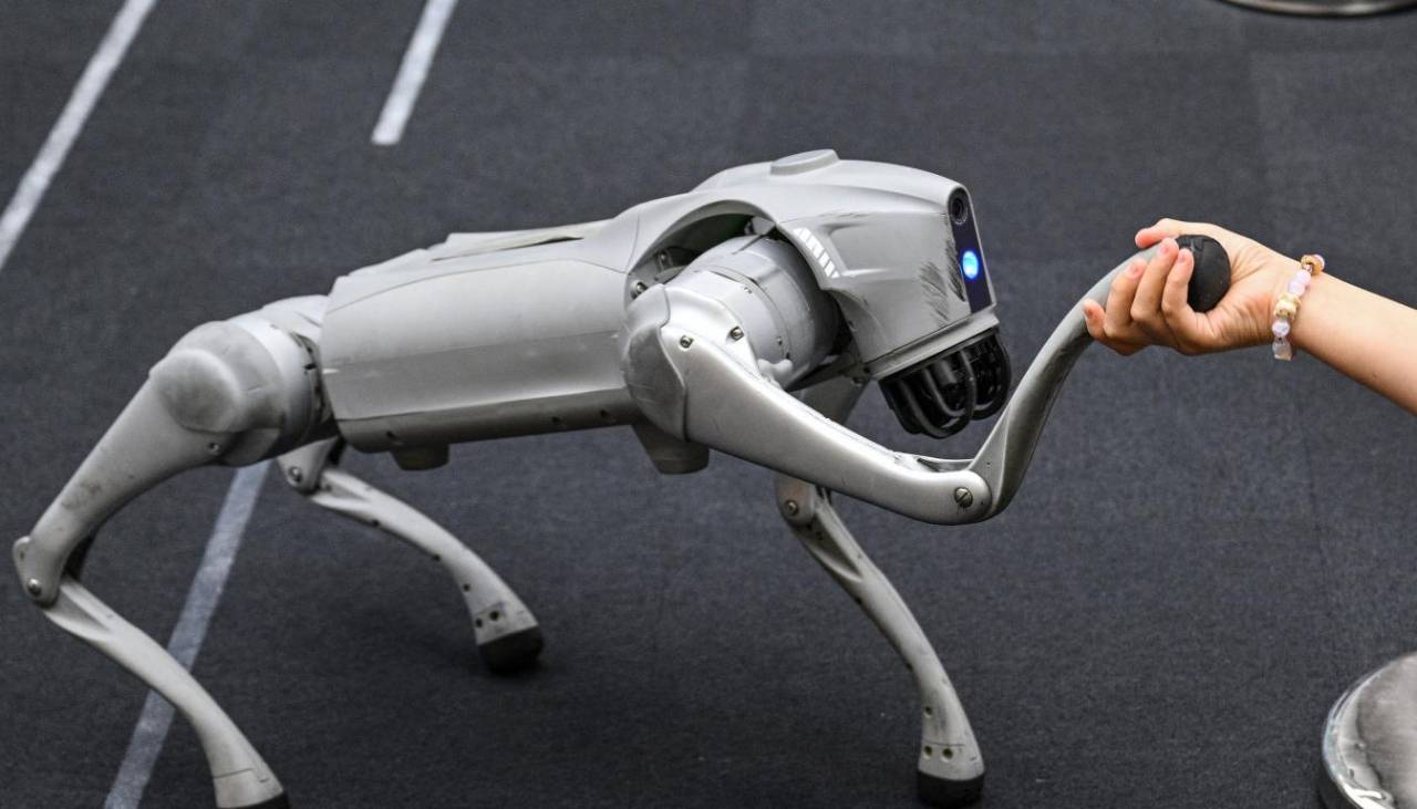 China acelera su industria de robots humanoides: Unitree se dispara 600% en su debut bursátil