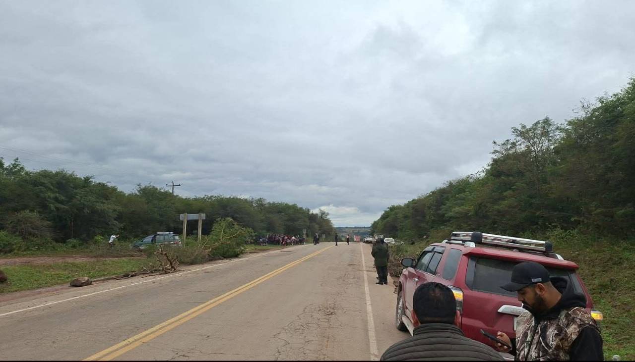 Levantan el bloqueo en la carretera de Yacuiba después de unas horas de interrupción del tráfico