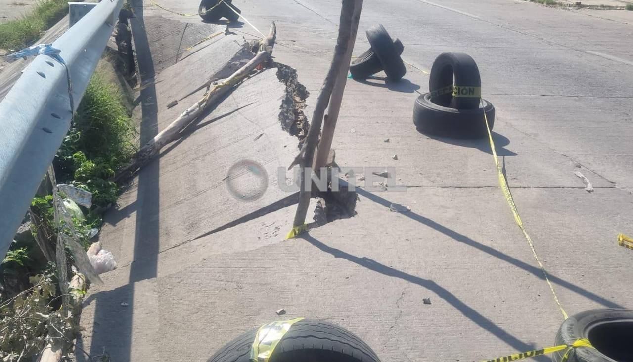 Conductores denuncian que un hundimiento lleva más de 30 días sin refacción y reclaman solución a la Alcaldía cruceña