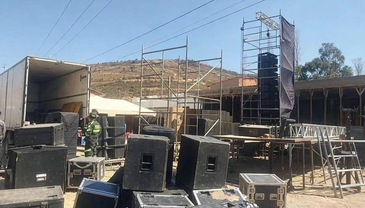 Adolescente de 16 años muere electrocutado al instalar equipos de sonido para una fiesta patronal en Cochabamba